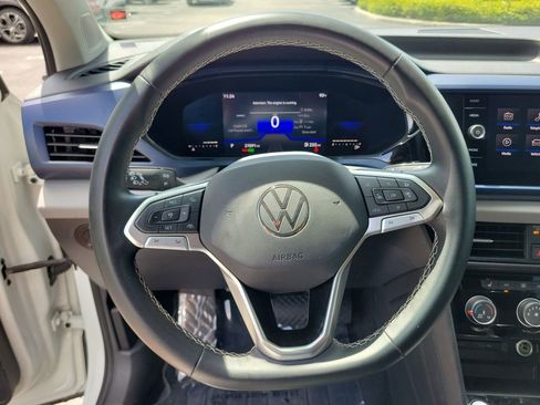 Used 2023 Volkswagen Taos SE FWD image 26