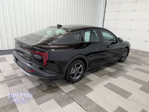 Used 2025 Kia K4 FWD image 4