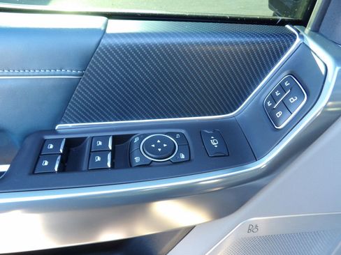 Used 2023 Ford F250 Limited w/ FX4 Off-Road Package image 15