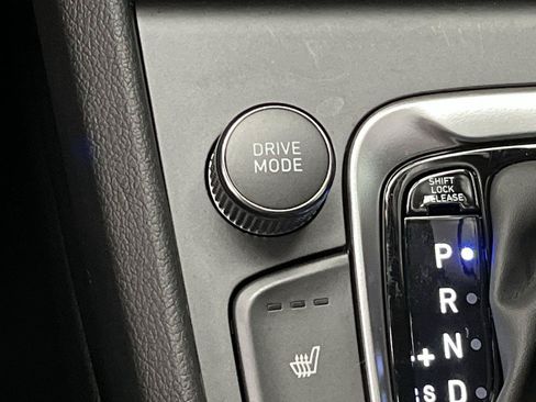 Used 2023 Hyundai Kona Limited AWD/4WD image 17