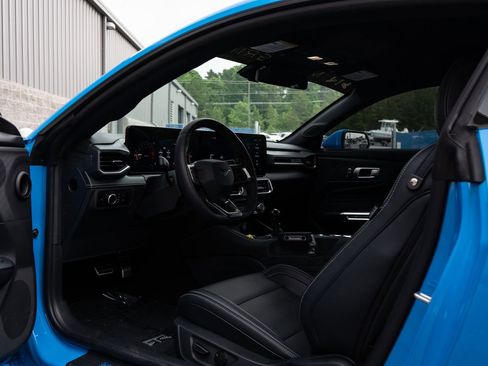 Used 2025 Ford Mustang GT Premium w/ GT Performance Package RWD image 36