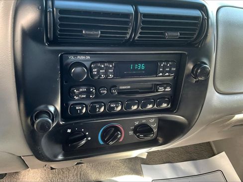 Used 1997 Ford Ranger XL RWD image 15