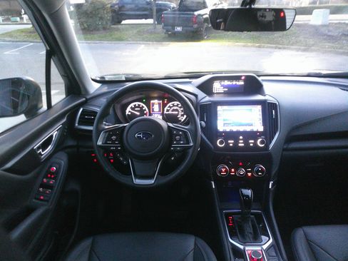 Used 2023 Subaru Forester Touring w/ Popular Package #2 image 32