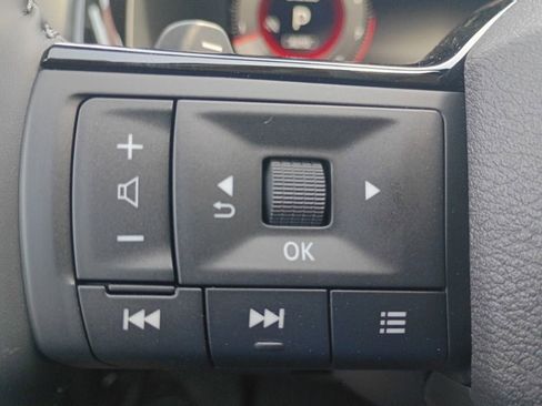 New 2026 Nissan Pathfinder Platinum image 12