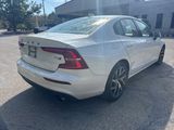 Used 2020 Volvo S60 T6 Momentum image 5