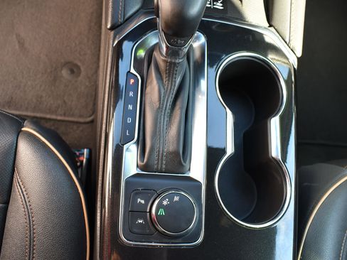 Used 2023 Chevrolet Blazer Premier FWD image 23
