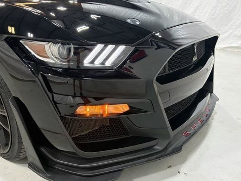Used 2020 Ford Mustang Shelby GT500 w/ Technology Package RWD image 11