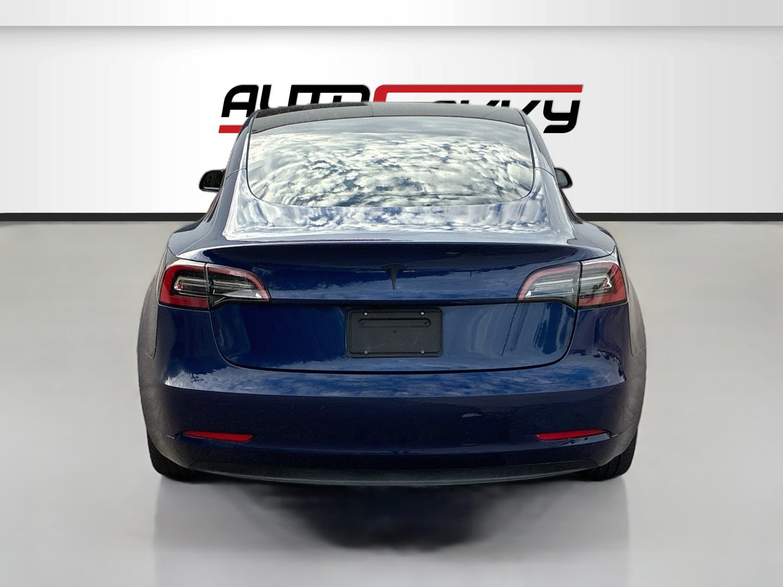 Used 2023 Tesla Model 3 Standard Range RWD image 6