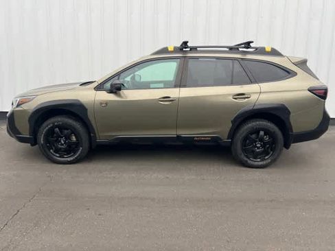 Used 2022 Subaru Outback Wilderness image 3