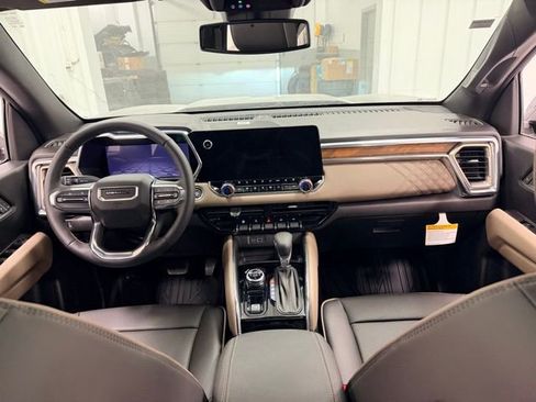 Certified 2026 GMC Canyon Denali image 21