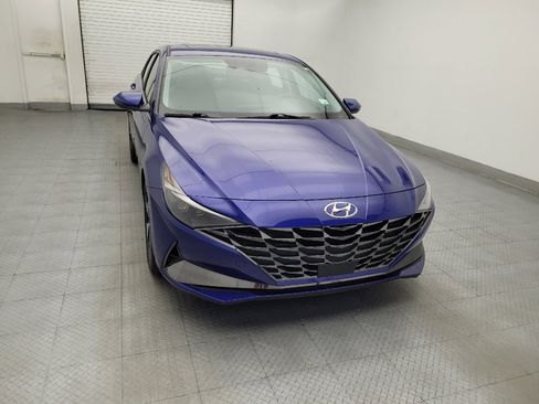 Used 2023 Hyundai Elantra Limited FWD image 14