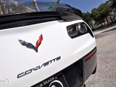 Used 2019 Chevrolet Corvette Z06 RWD image 38