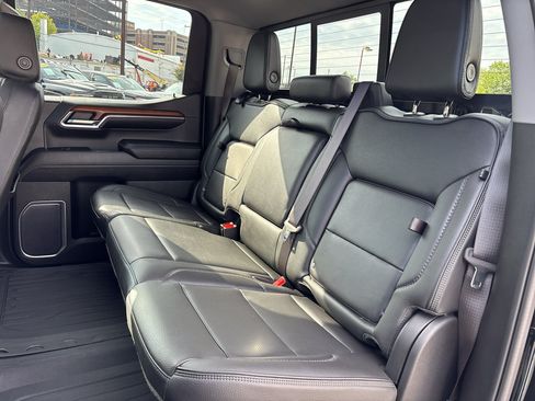 Used 2022 GMC Sierra 1500 Denali AWD/4WD image 13