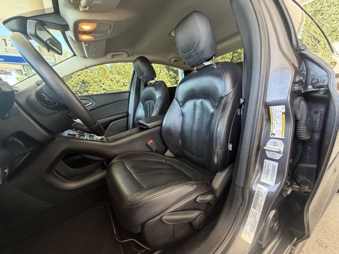 Used 2017 Chrysler 200 LX w/ Dark Appearance Package FWD image 5