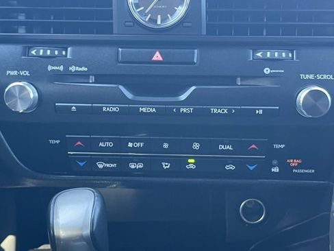 Used 2019 Lexus RX 350 FWD w/ Accessory Package image 30