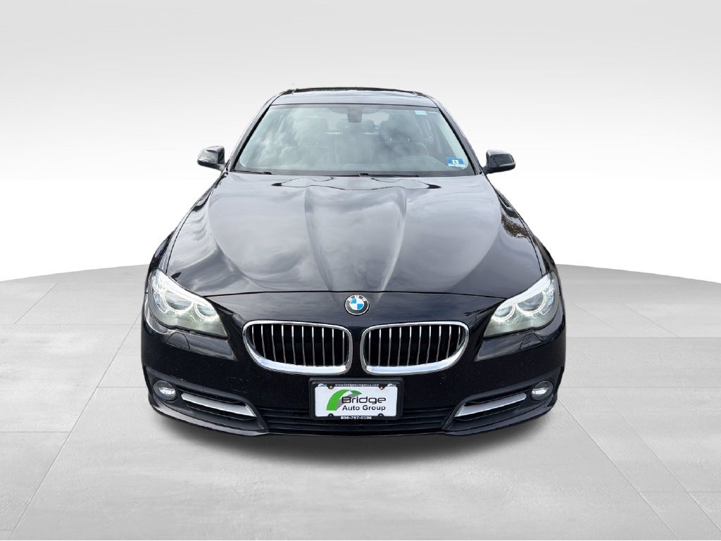 Used 2016 BMW 528i xDrive Sedan AWD/4WD image 2