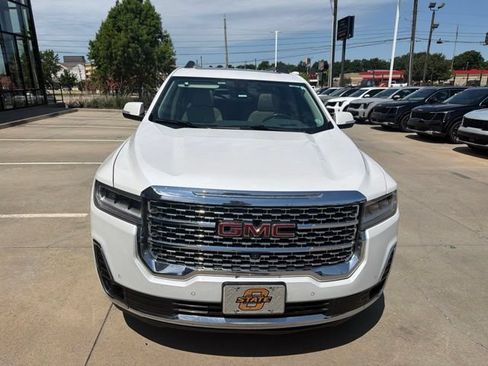 Used 2021 GMC Acadia Denali w/ Denali Ultimate Package AWD/4WD image 2