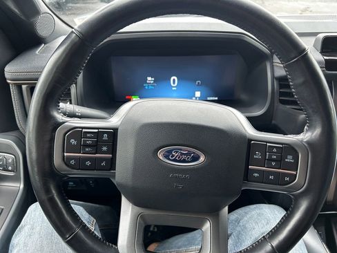 Used 2022 Ford F150 Lightning Lariat AWD/4WD image 17