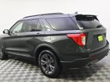 Used 2022 Ford Explorer XLT w/ Equipment Group 202A image 3