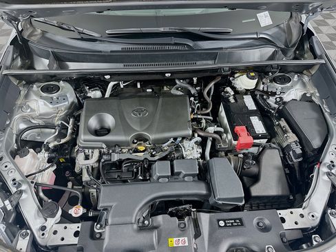 Used 2022 Toyota RAV4 XLE image 32