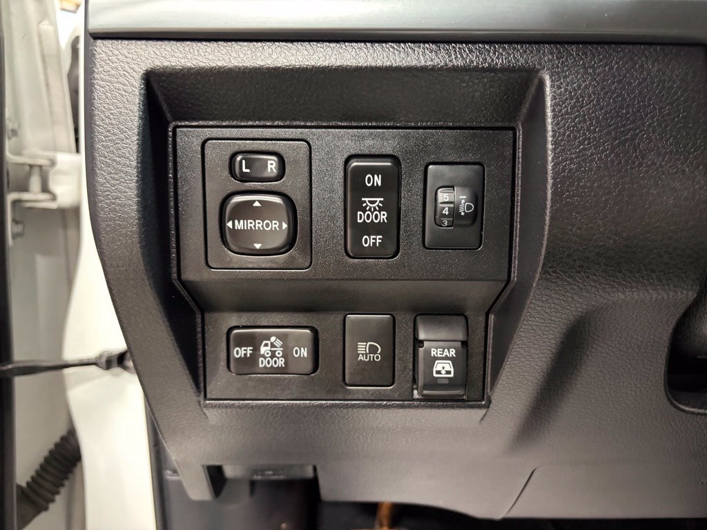 Used 2020 Toyota Tundra TRD Pro AWD/4WD image 17