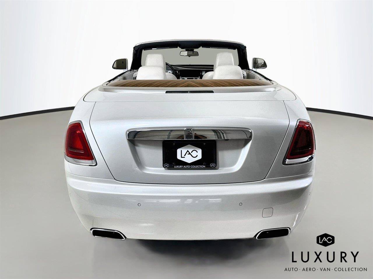 Used 2016 Rolls-Royce Dawn RWD image 6