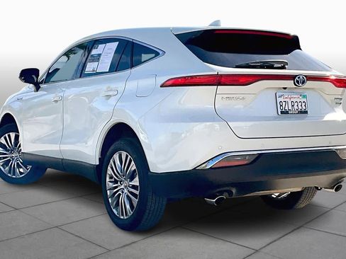 Used 2021 Toyota Venza Limited image 11