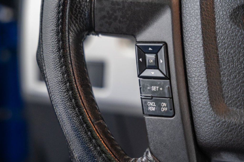 Used 2013 Ford F150 FX4 w/ Luxury Equipment Group AWD/4WD image 32
