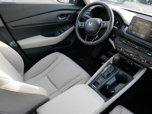 New 2026 Honda Accord SE image 9