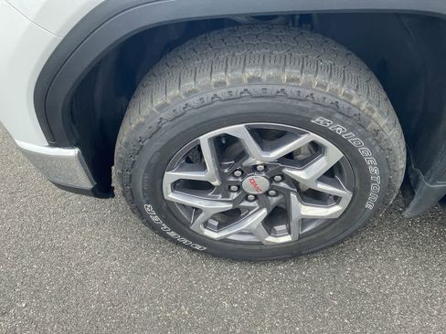 Used 2023 GMC Sierra 1500 SLT w/ SLT Premium Package image 10