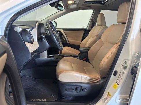 Used 2015 Toyota RAV4 Limited w/ Technology Package image 10