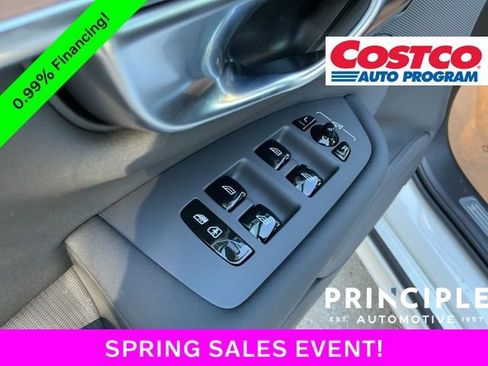 New 2026 Volvo XC90 T8 Plus w/ Protection Package Premier AWD/4WD image 24