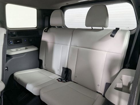 New 2026 Hyundai Santa Fe Limited FWD image 25