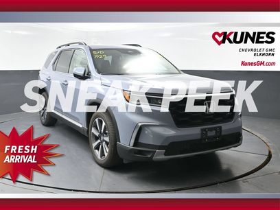 Used 2025 Honda Pilot Elite