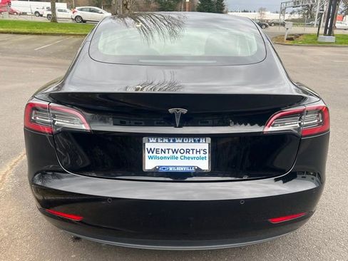 Used 2018 Tesla Model 3 Mid Range image 6
