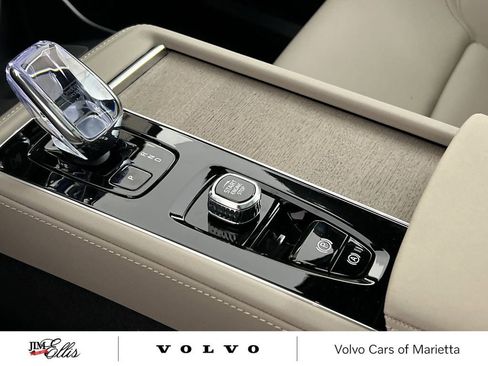 Used 2026 Volvo XC90 B5 Core w/ Protection Package image 19