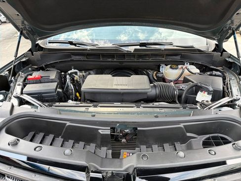 Used 2025 Cadillac Escalade Sport w/ Touring Package image 28