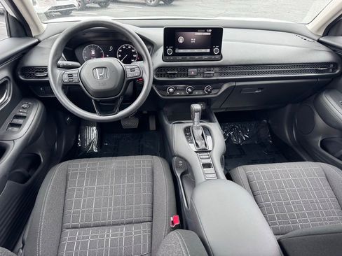Used 2024 Honda HR-V LX image 5