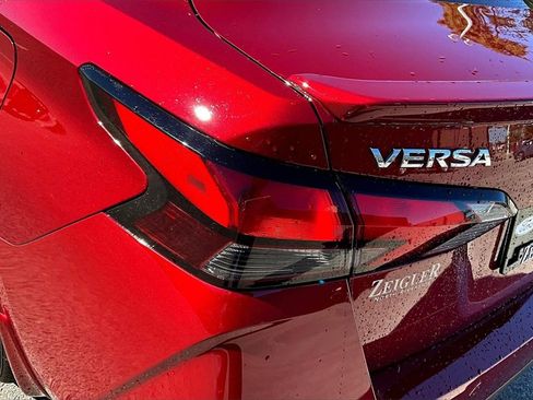 Used 2024 Nissan Versa SR w/ Trunk Package image 28