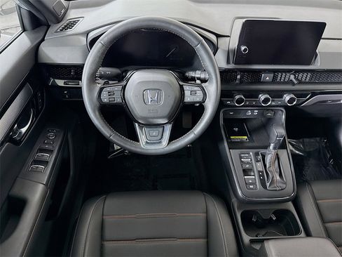 Used 2023 Honda CR-V Sport Touring image 3