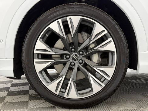 New 2026 Audi Q8 Premium Plus image 12