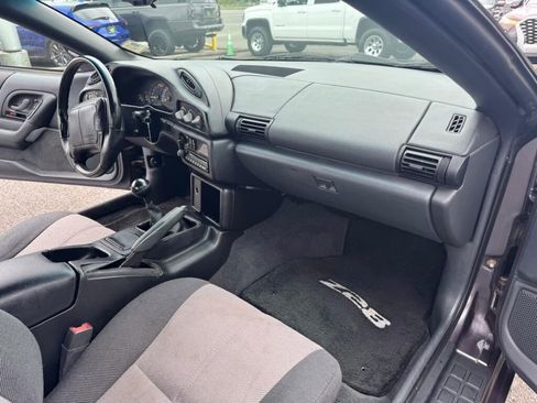 Used 1993 Chevrolet Camaro Z28 RWD image 13