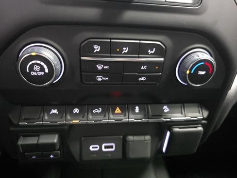 Certified 2023 Chevrolet Silverado 1500 Custom Trail Boss w/ LPO, Dark Essentials Package AWD/4WD image 26