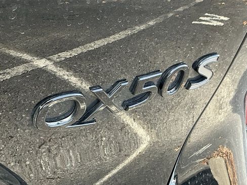 Used 2024 INFINITI QX50 Sport image 3