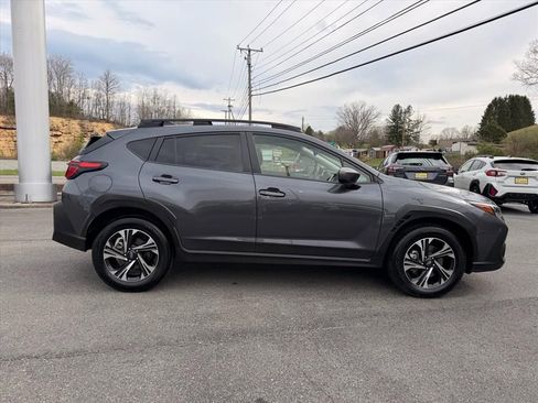 Used 2024 Subaru Crosstrek 2.0i Premium AWD/4WD image 17