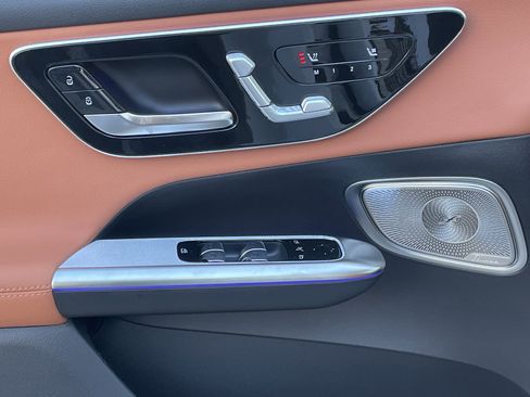 New 2026 Mercedes-Benz GLC 300 image 18