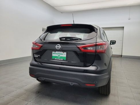 Used 2020 Nissan Rogue Sport S image 7