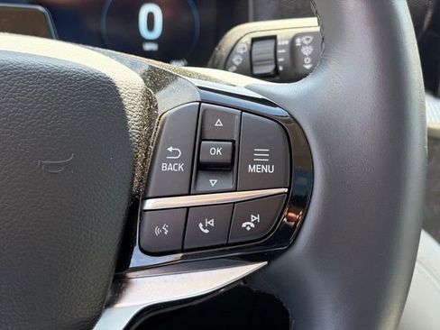 Used 2025 Ford Explorer Platinum w/ LUX Leather Package image 12