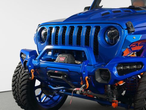 Used 2021 Jeep Gladiator Rubicon w/ Safety Group AWD/4WD image 11
