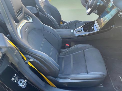 Used 2022 Mercedes-Benz SL 63 AMG 4MATIC w/ AMG Aerodynamic Package image 32